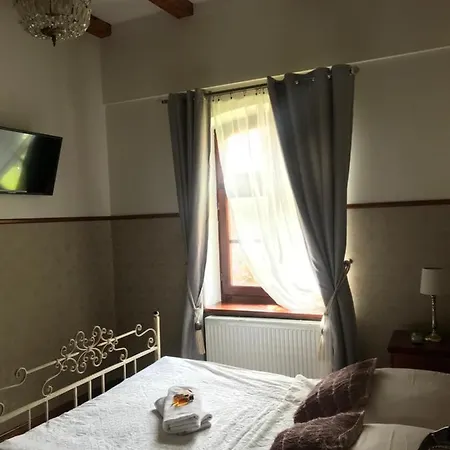 A.d.1894 Bed & Breakfast