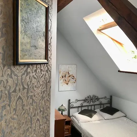A.d.1894 Bed & Breakfast