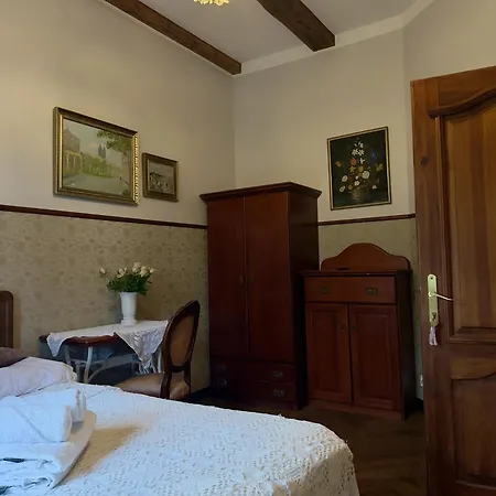 A.d.1894 Bed & Breakfast Leba