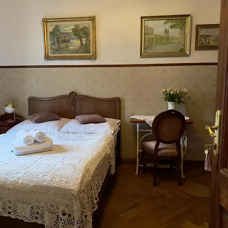 Bed & Breakfast A.d.1894 3*